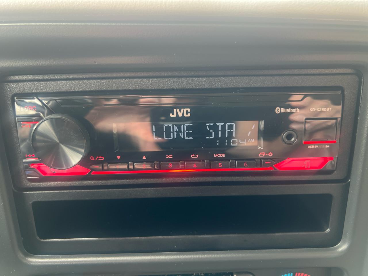 Chevrolet Avalanche 1500 2WD 2004