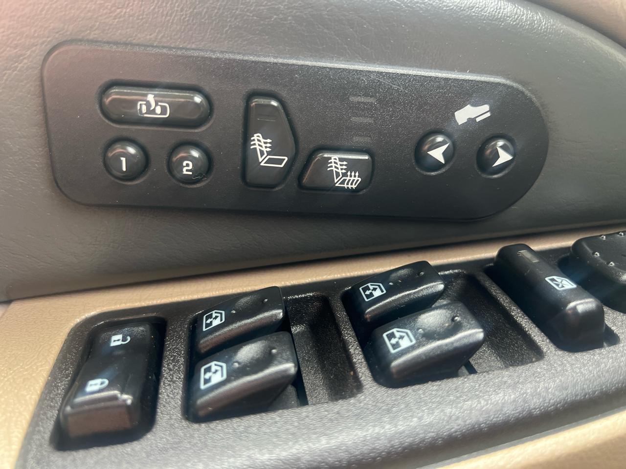 Chevrolet Avalanche 1500 2WD 2004