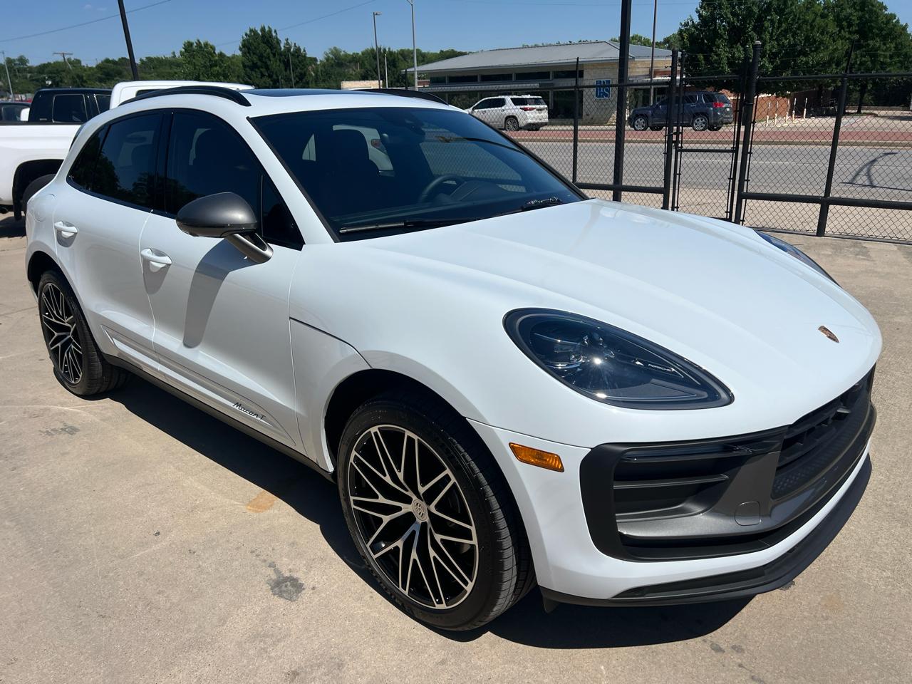Porsche Macan Base 2026