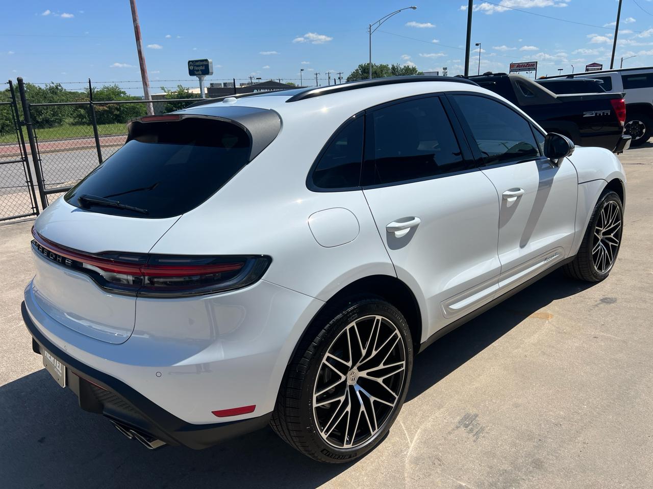 Porsche Macan Base 2026