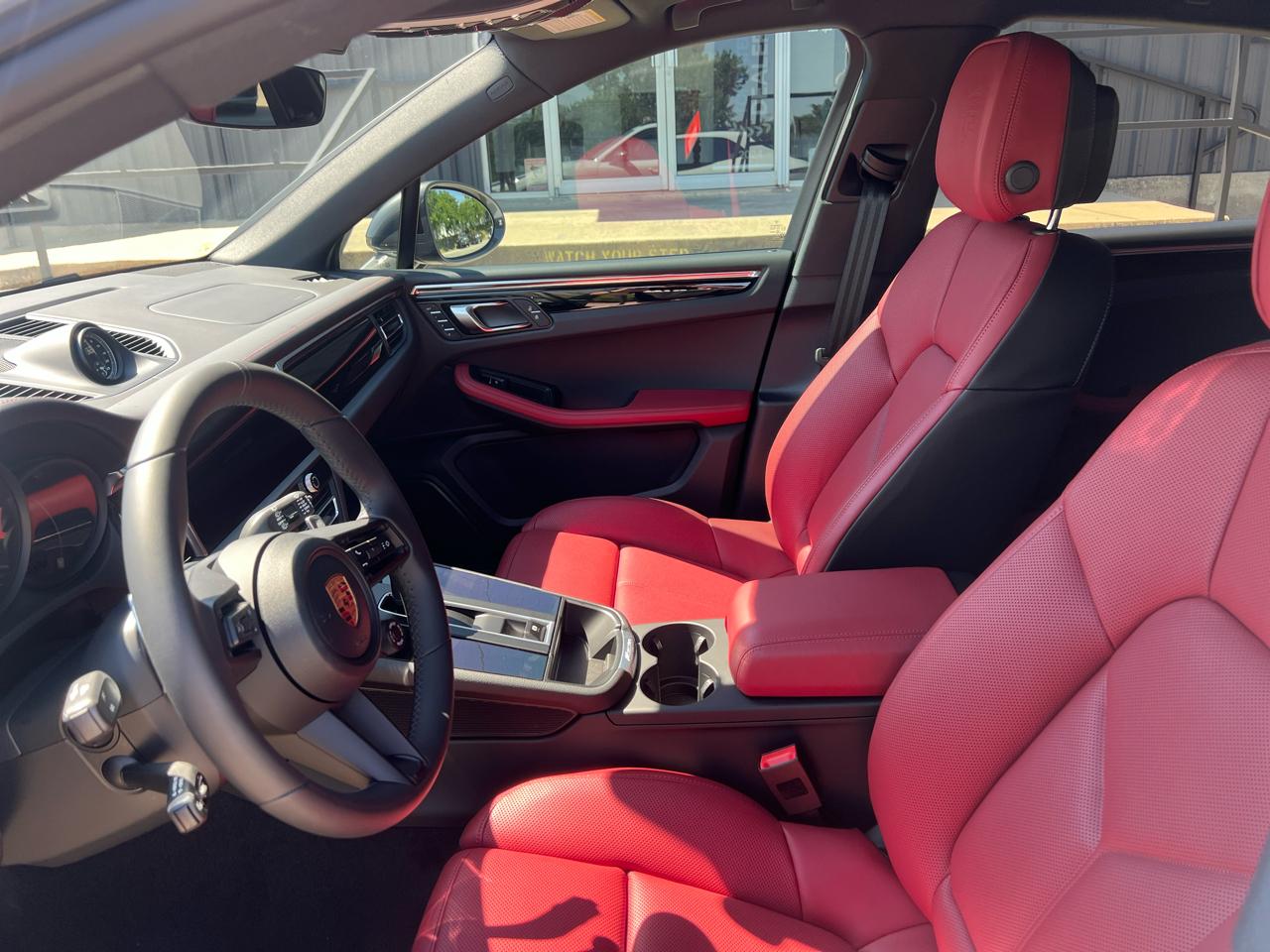 Porsche Macan Base 2026