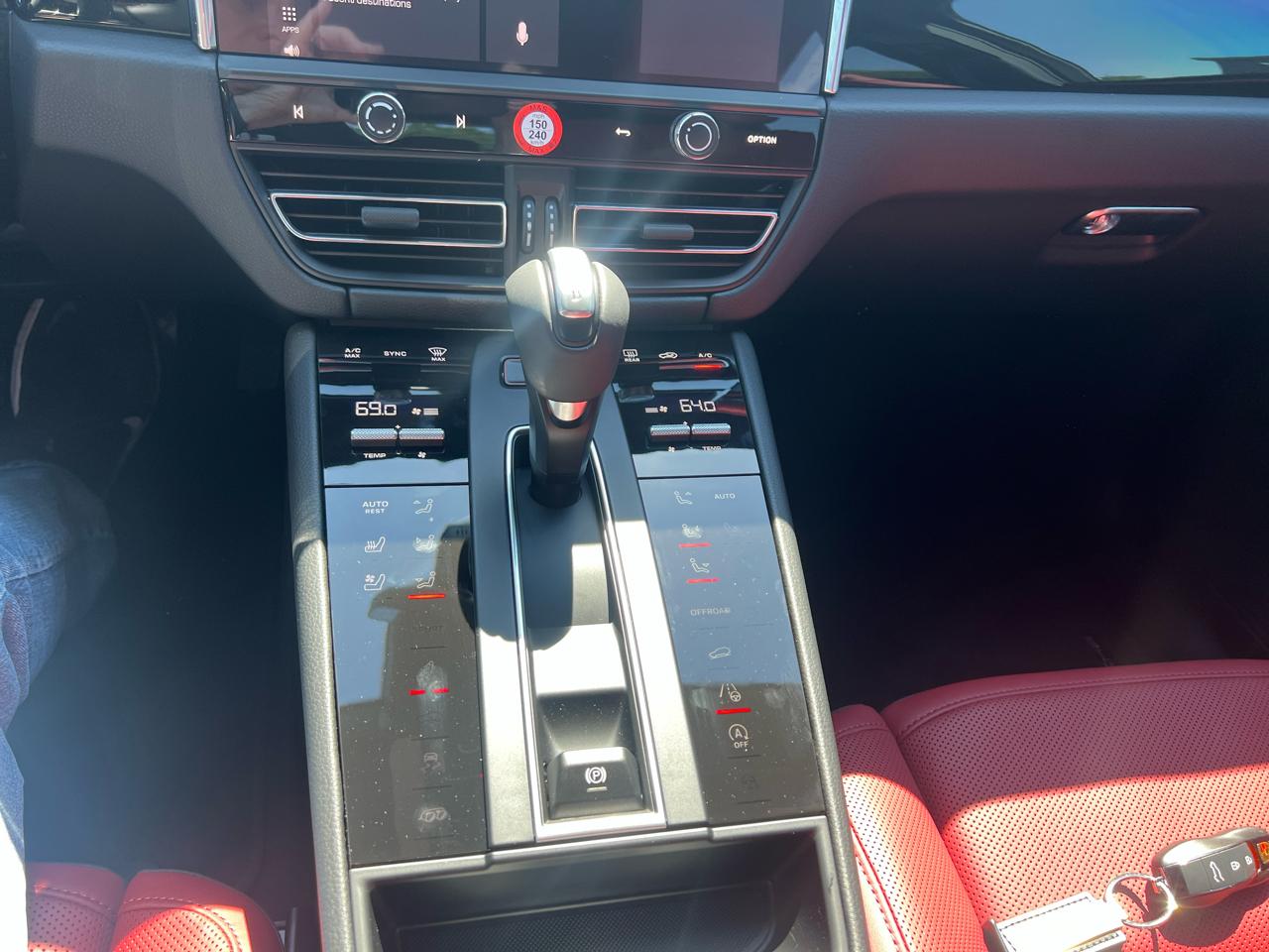Porsche Macan Base 2026