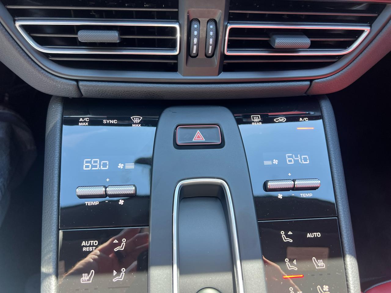 Porsche Macan Base 2026