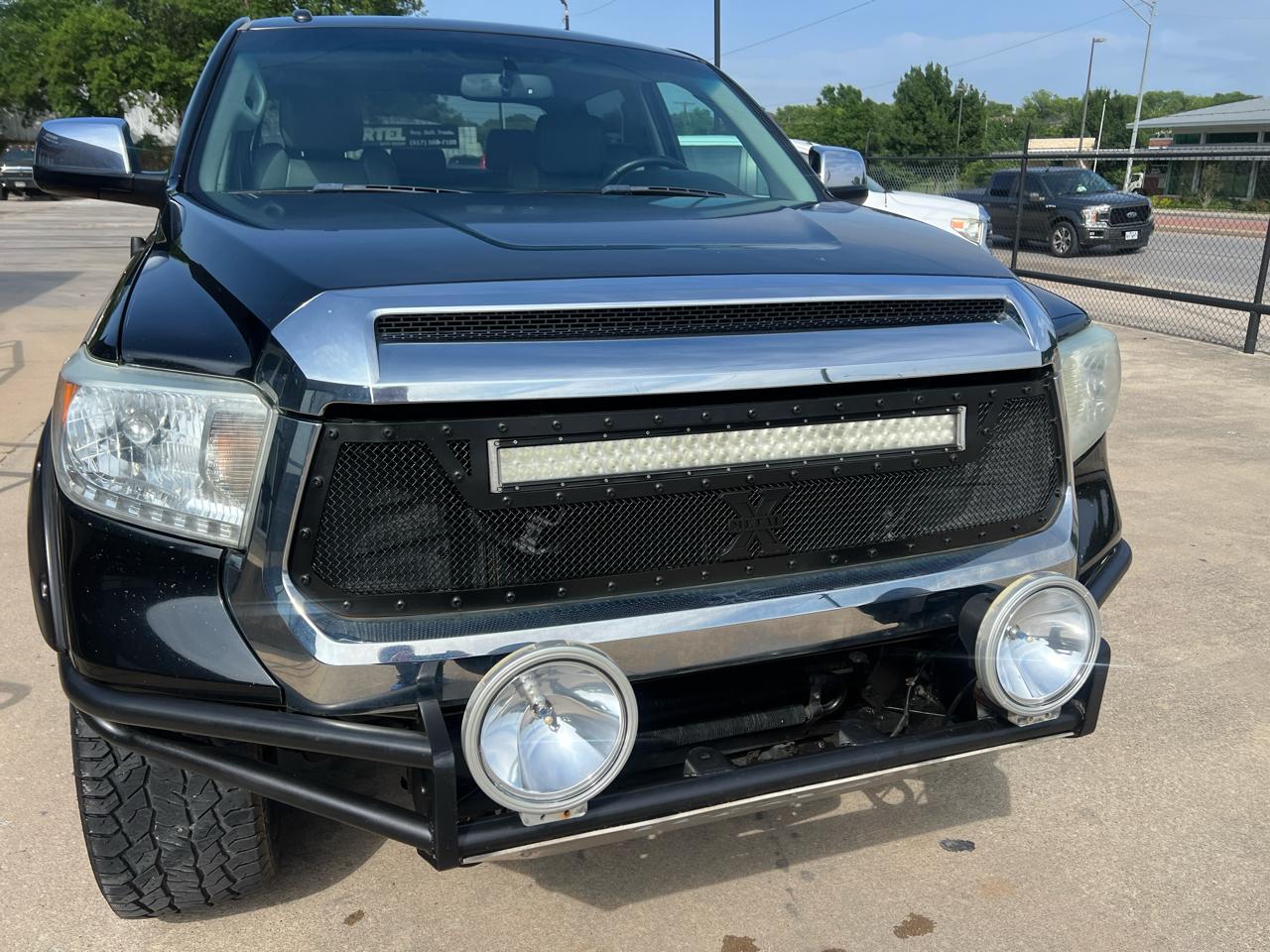Toyota Tundra Limited 5.7L FFV CrewMax 4WD 2014