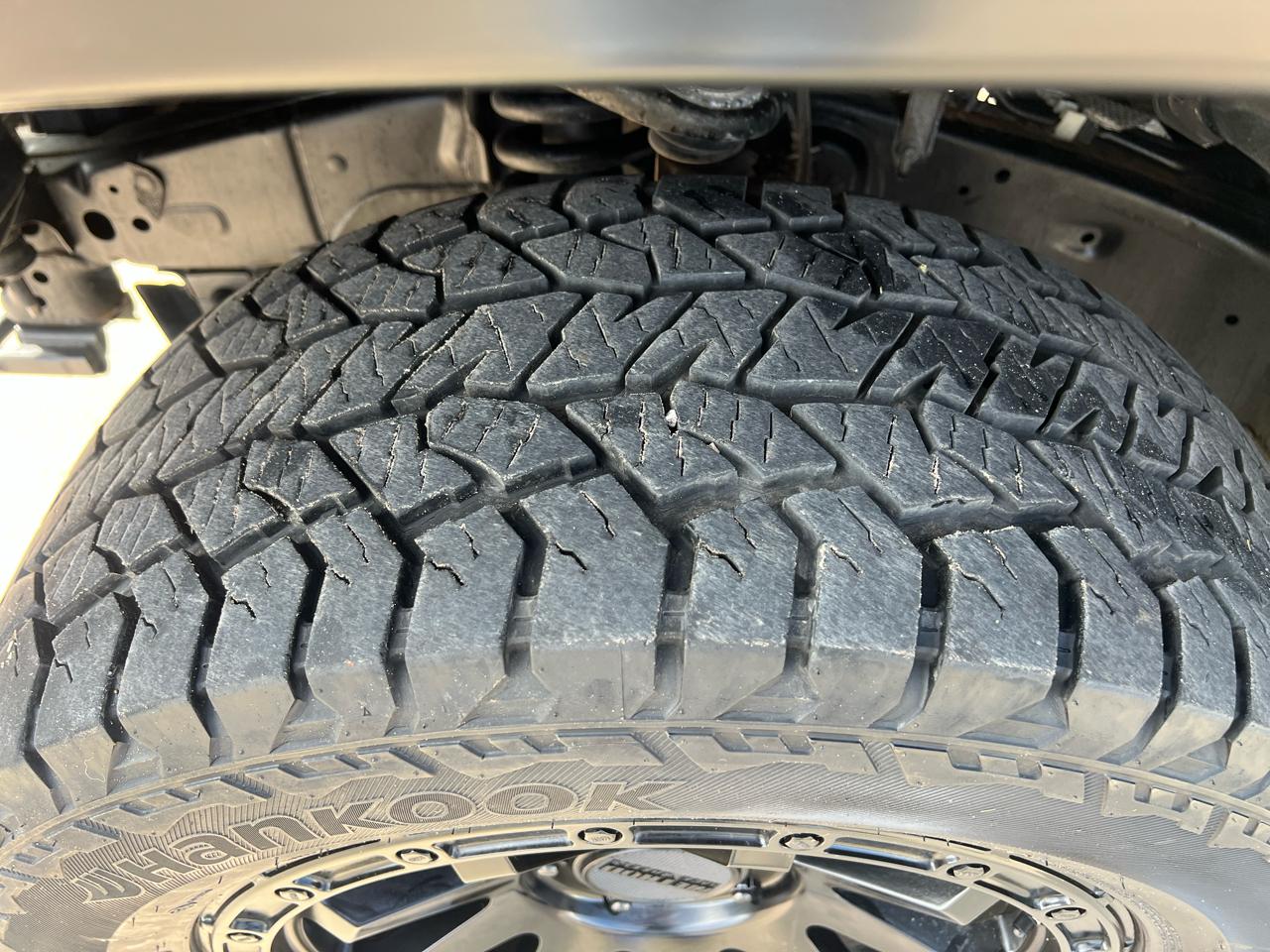 Toyota Tundra Limited 5.7L FFV CrewMax 4WD 2014