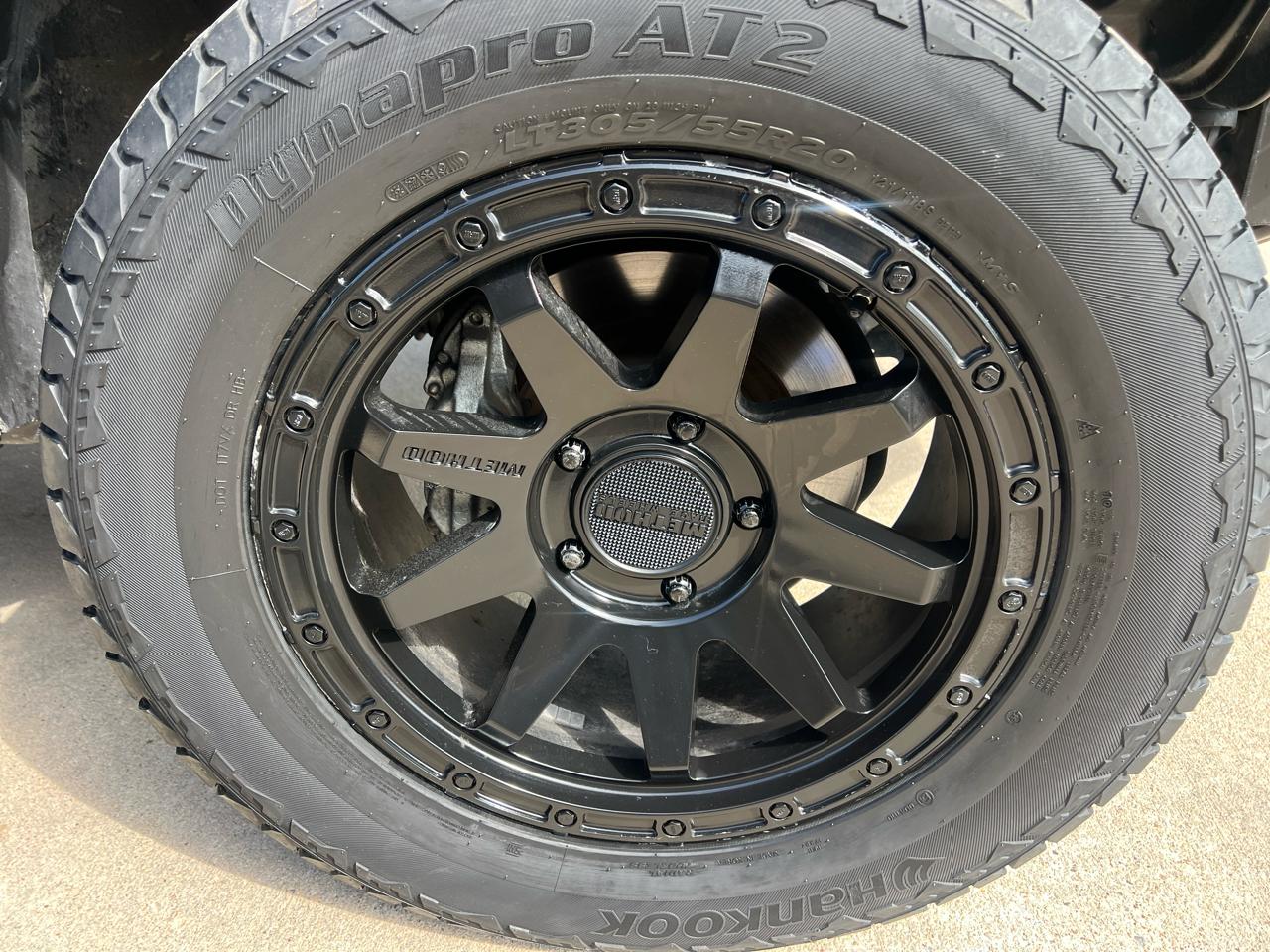 Toyota Tundra Limited 5.7L FFV CrewMax 4WD 2014