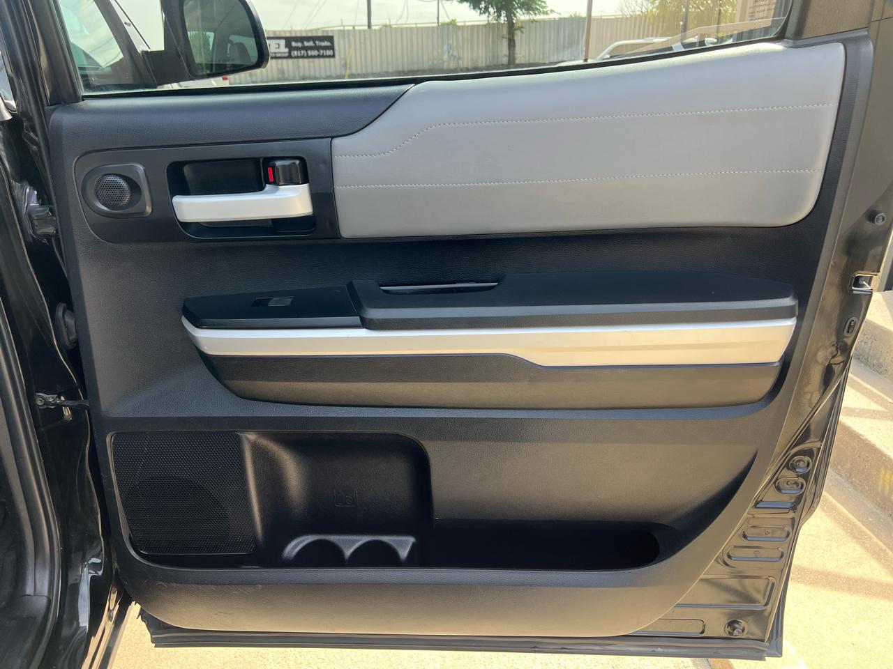 Toyota Tundra Limited 5.7L FFV CrewMax 4WD 2014