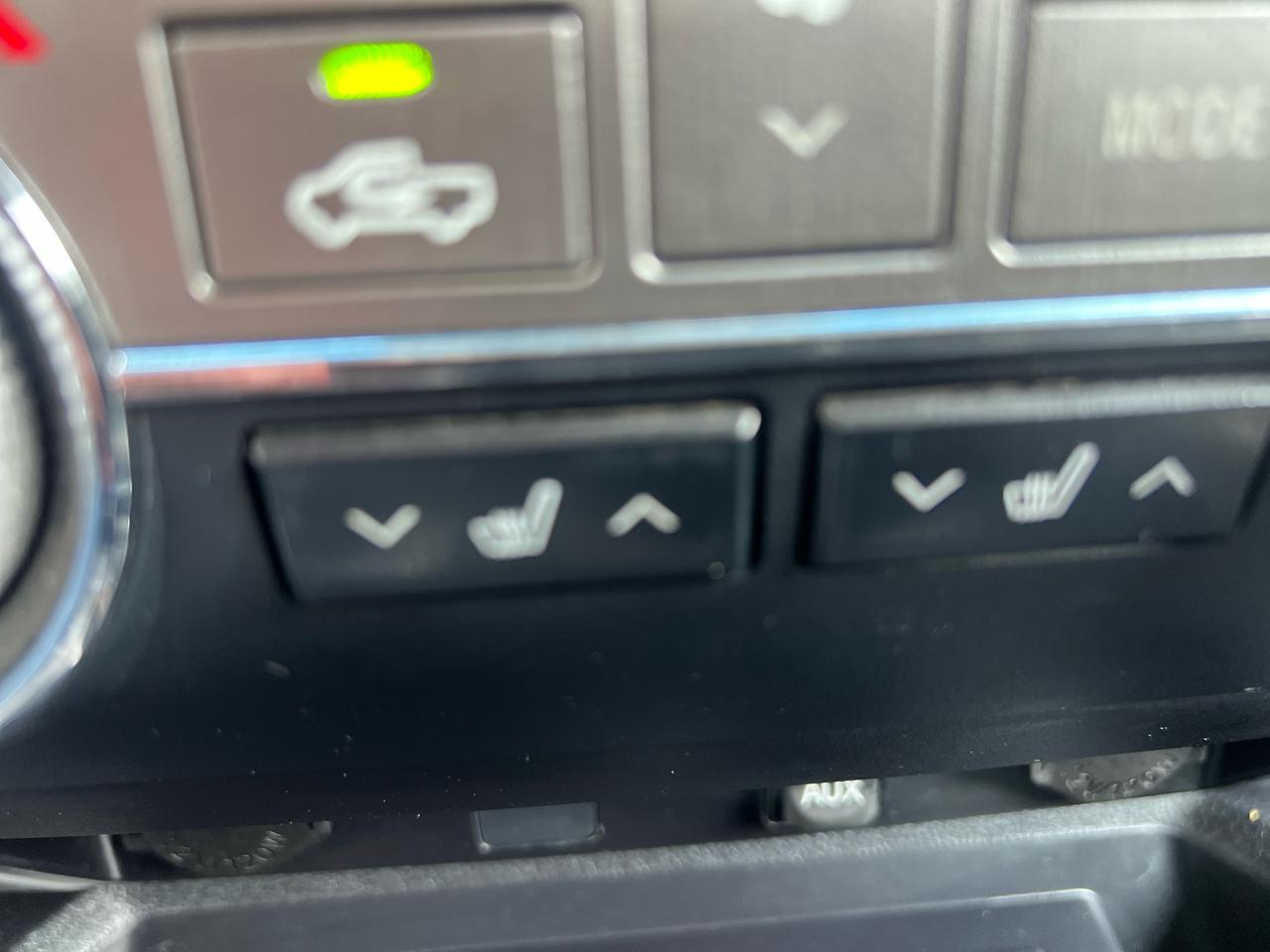 Toyota Tundra Limited 5.7L FFV CrewMax 4WD 2014