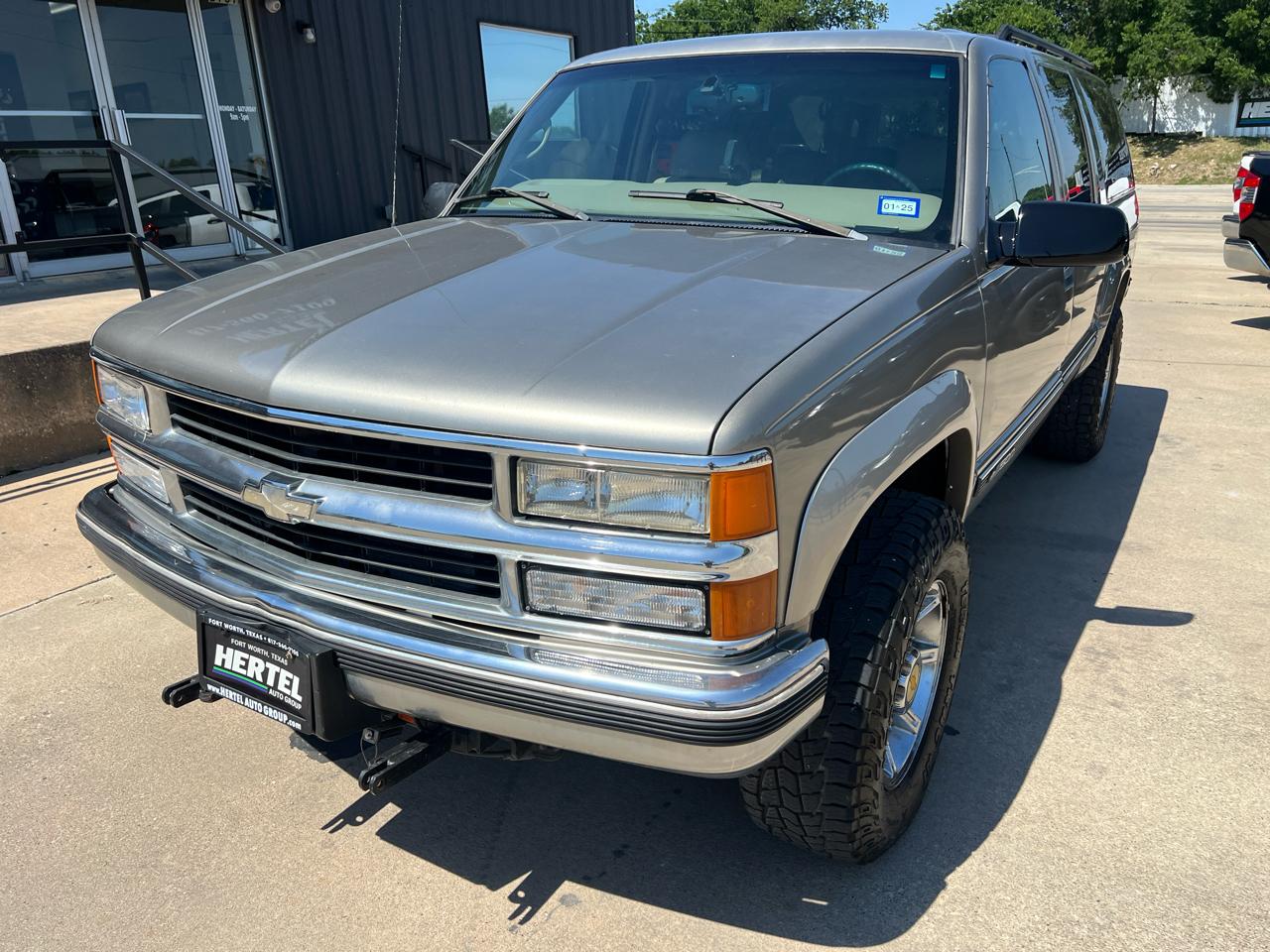Chevrolet Suburban K2500 4WD 1999