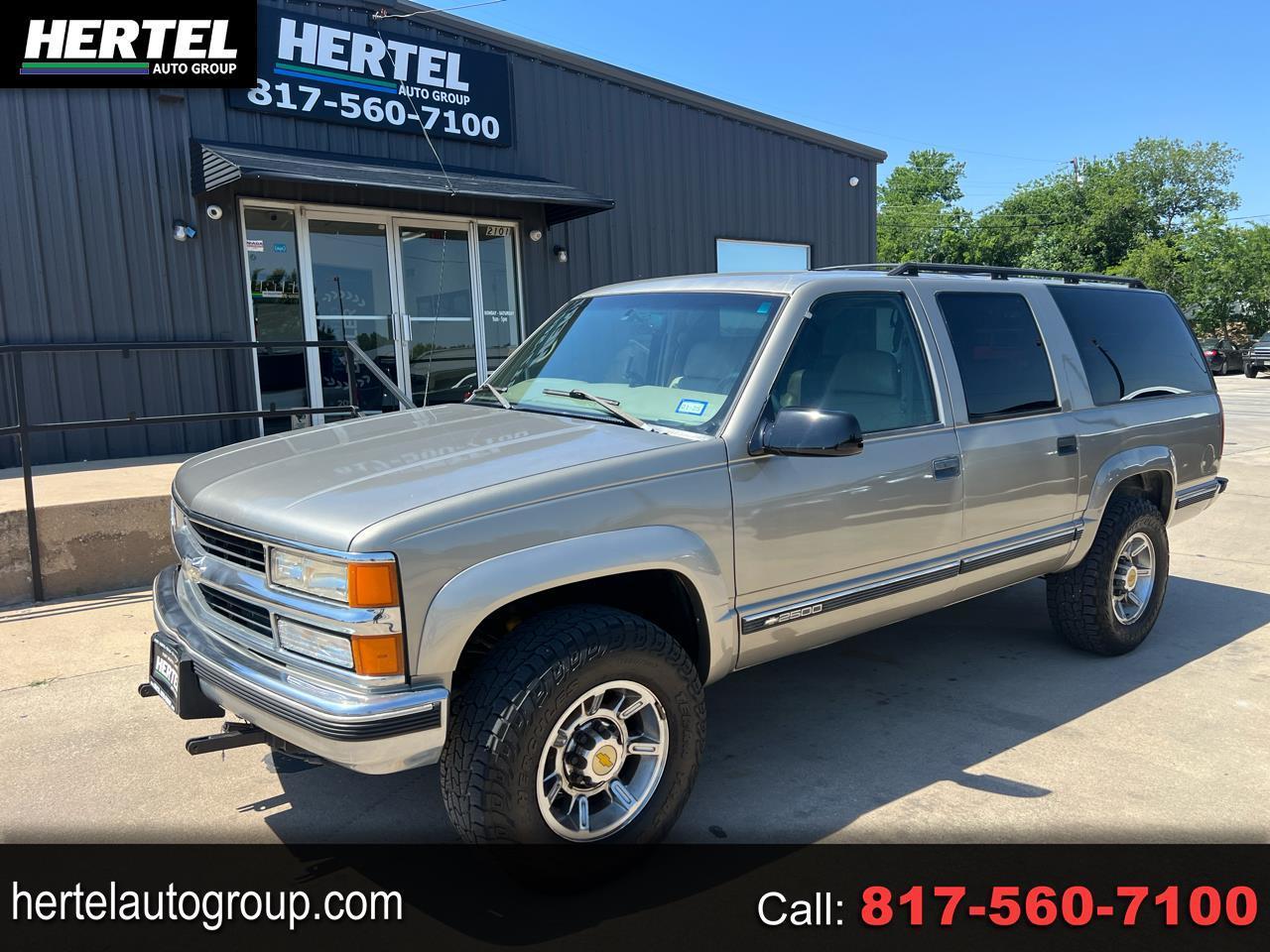Chevrolet Suburban K2500 4WD 1999
