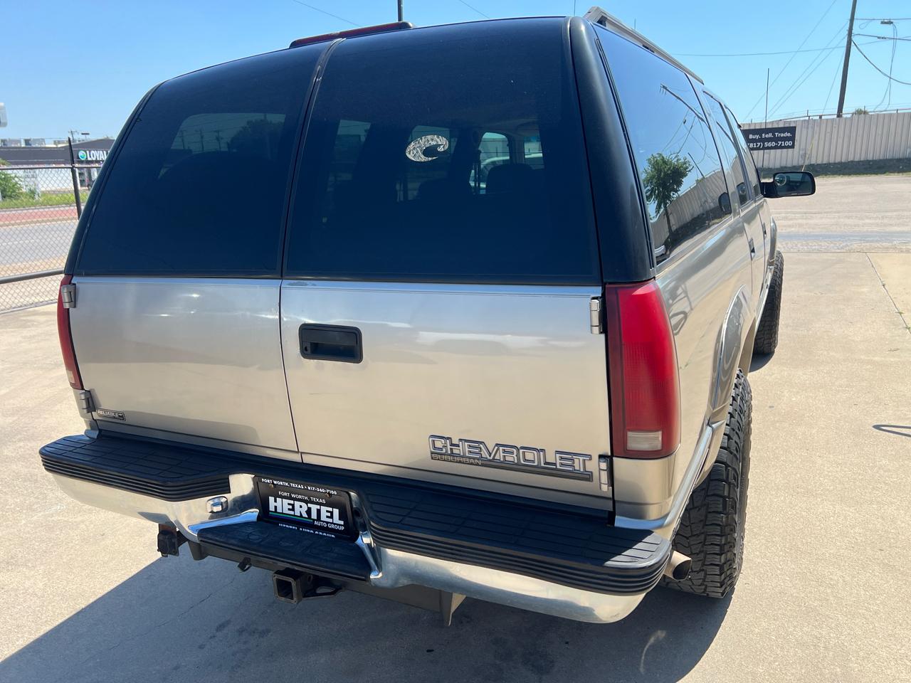 Chevrolet Suburban K2500 4WD 1999