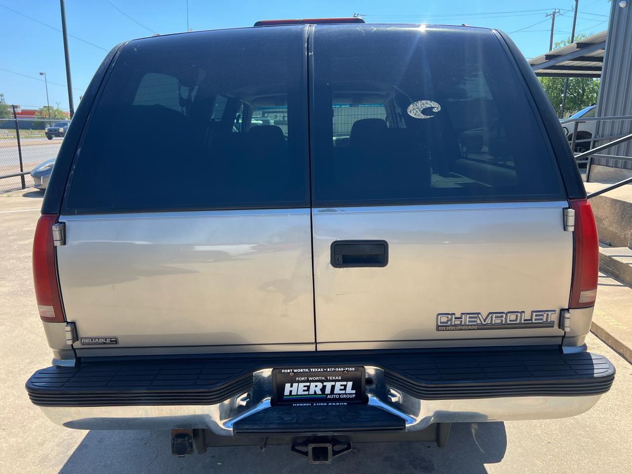 Chevrolet Suburban K2500 4WD 1999