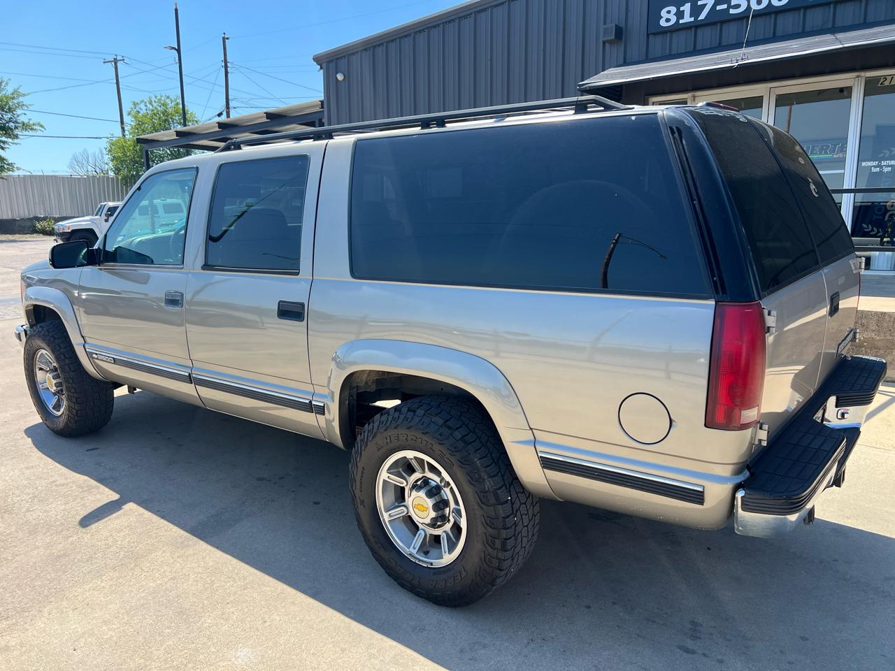 Chevrolet Suburban K2500 4WD 1999