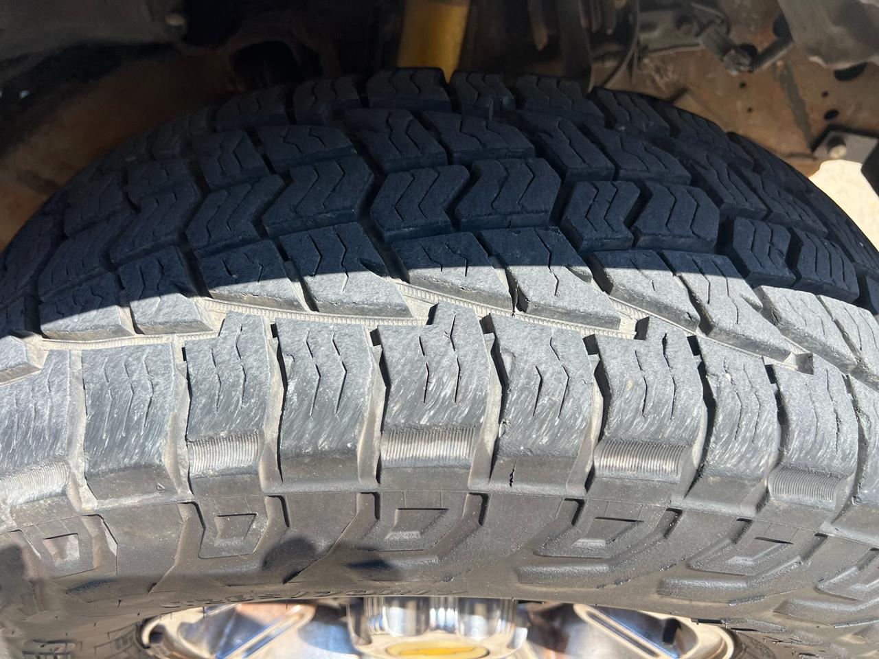 Chevrolet Suburban K2500 4WD 1999