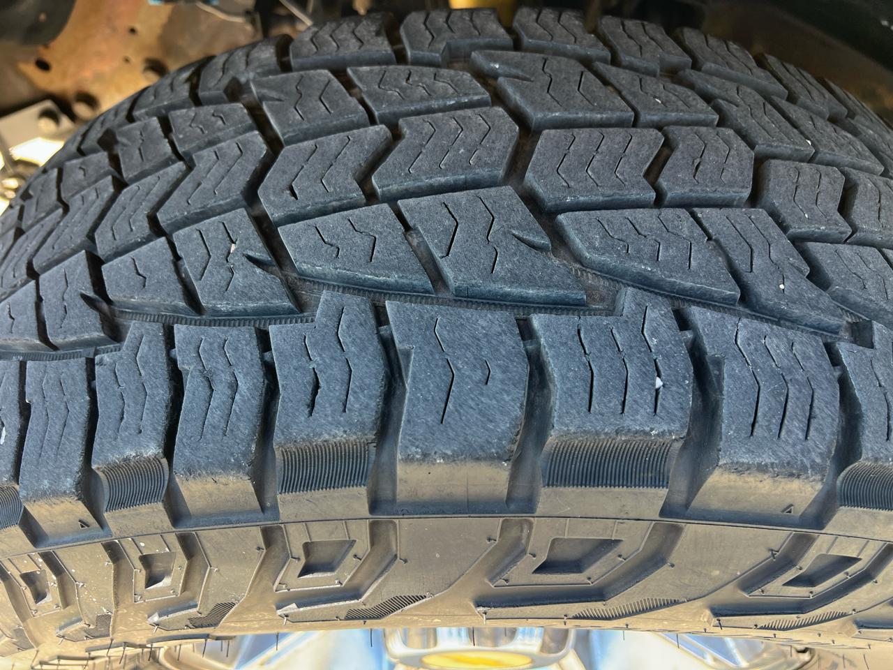 Chevrolet Suburban K2500 4WD 1999