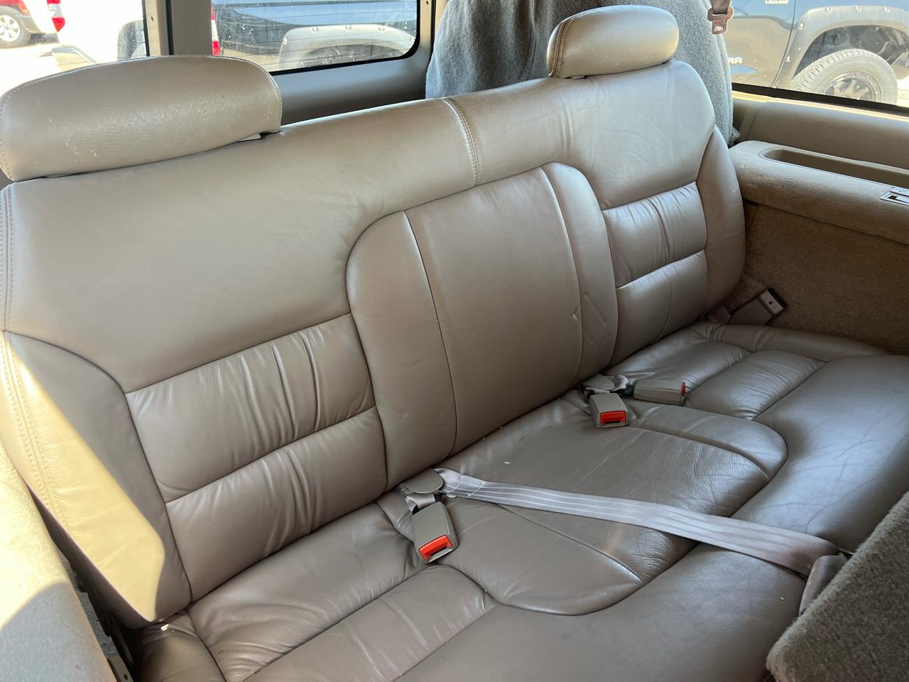 Chevrolet Suburban K2500 4WD 1999