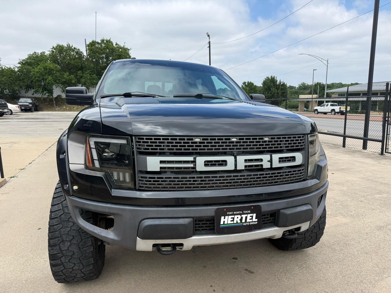 Ford F-150 4WD SuperCrew 145" SVT Raptor 2012