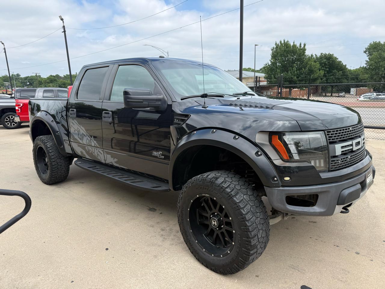 Ford F-150 4WD SuperCrew 145" SVT Raptor 2012