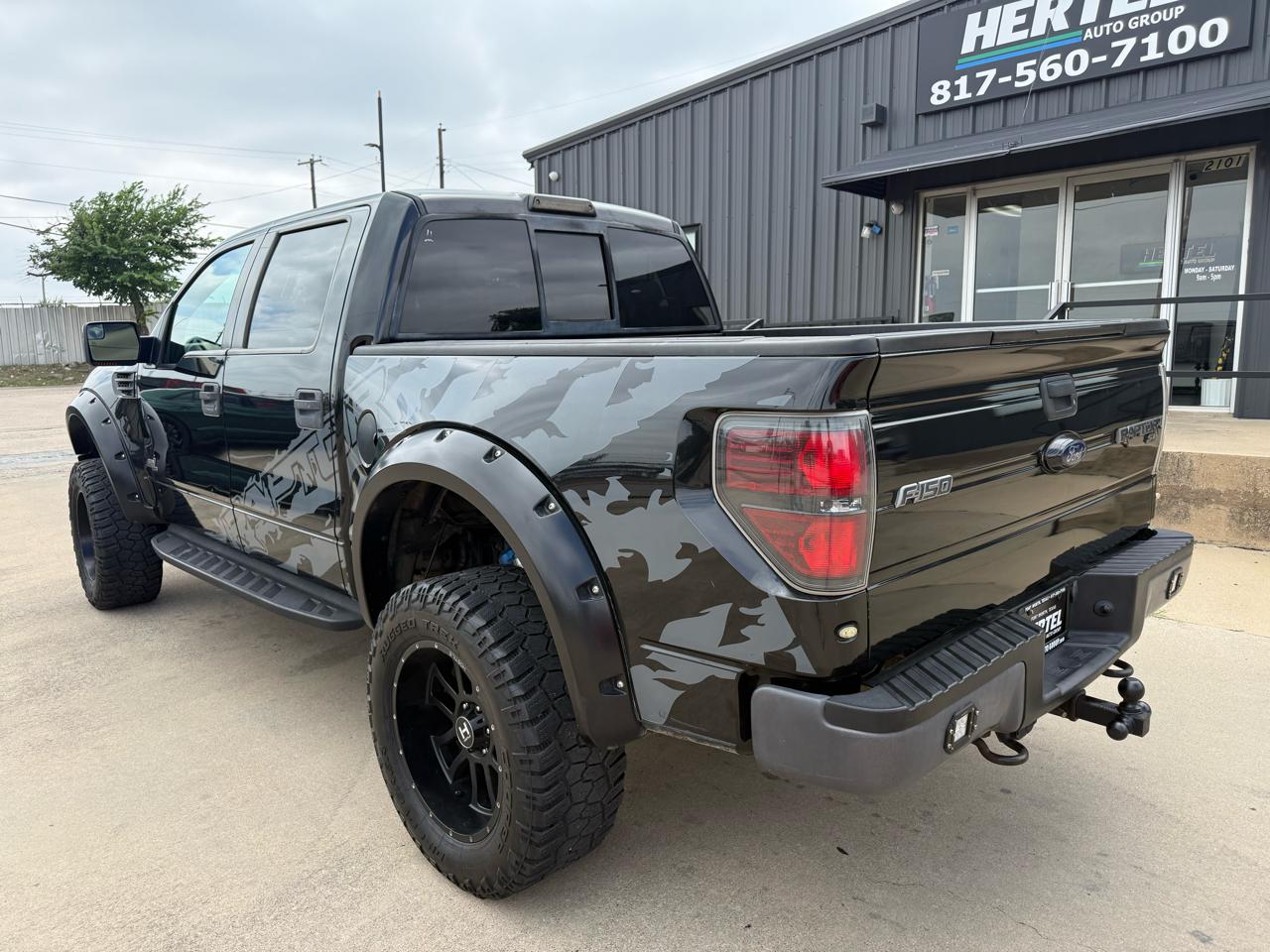 Ford F-150 4WD SuperCrew 145" SVT Raptor 2012