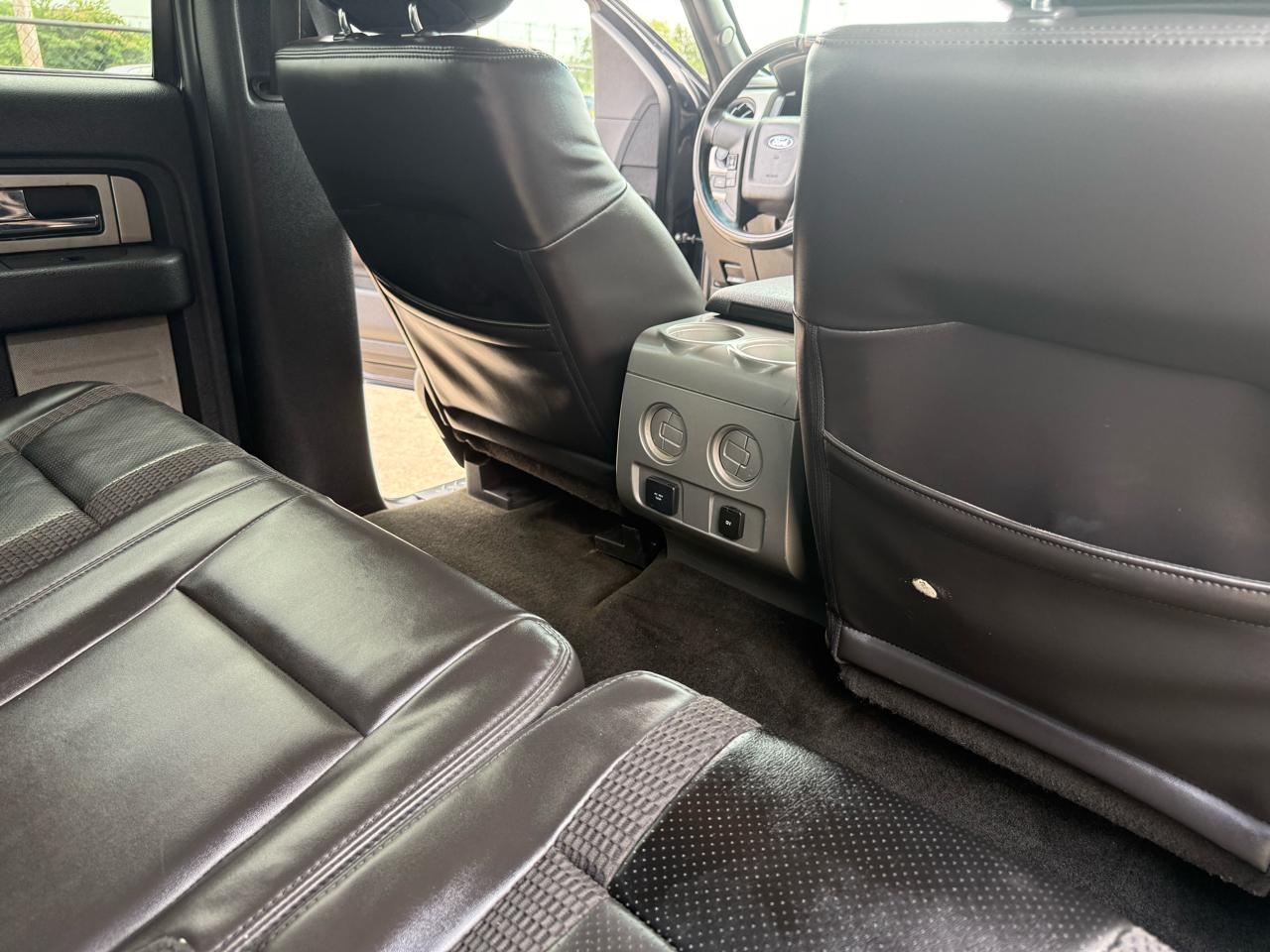Ford F-150 4WD SuperCrew 145" SVT Raptor 2012
