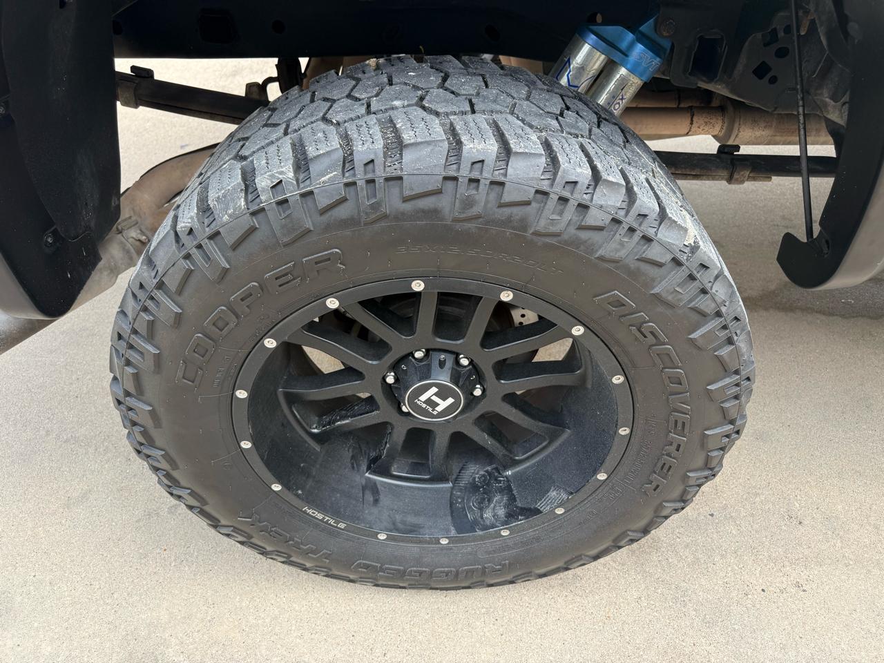 Ford F-150 4WD SuperCrew 145" SVT Raptor 2012