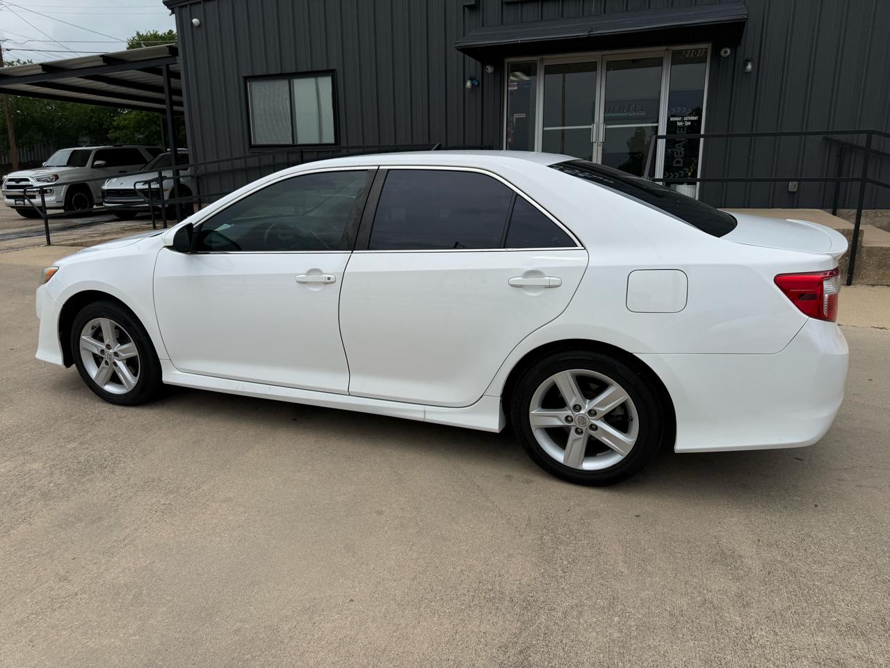 Toyota Camry XLE 2013
