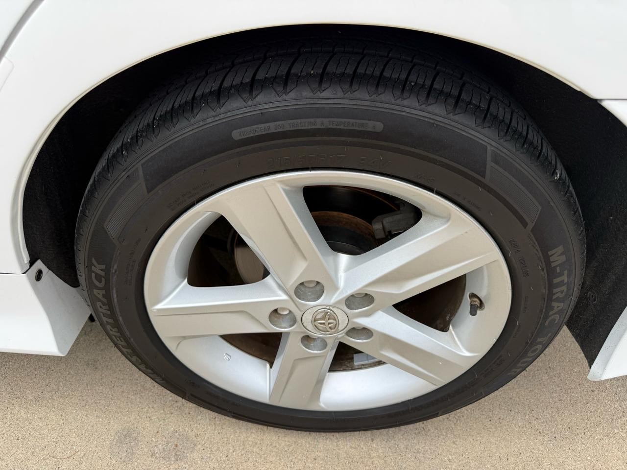 Toyota Camry XLE 2013