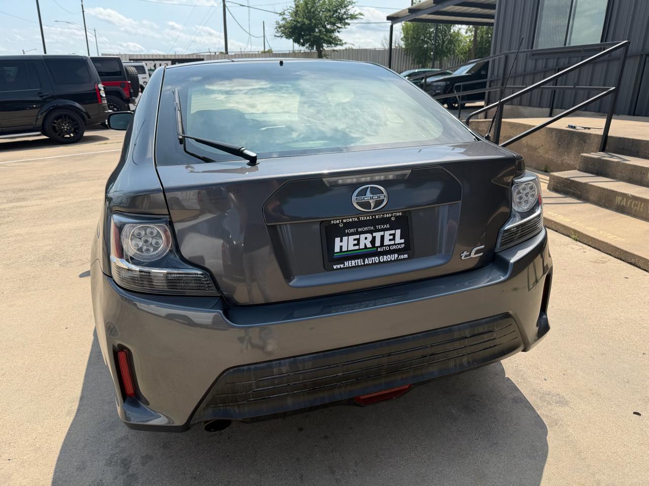 Scion tC Sports Coupe 6-Spd AT 2016