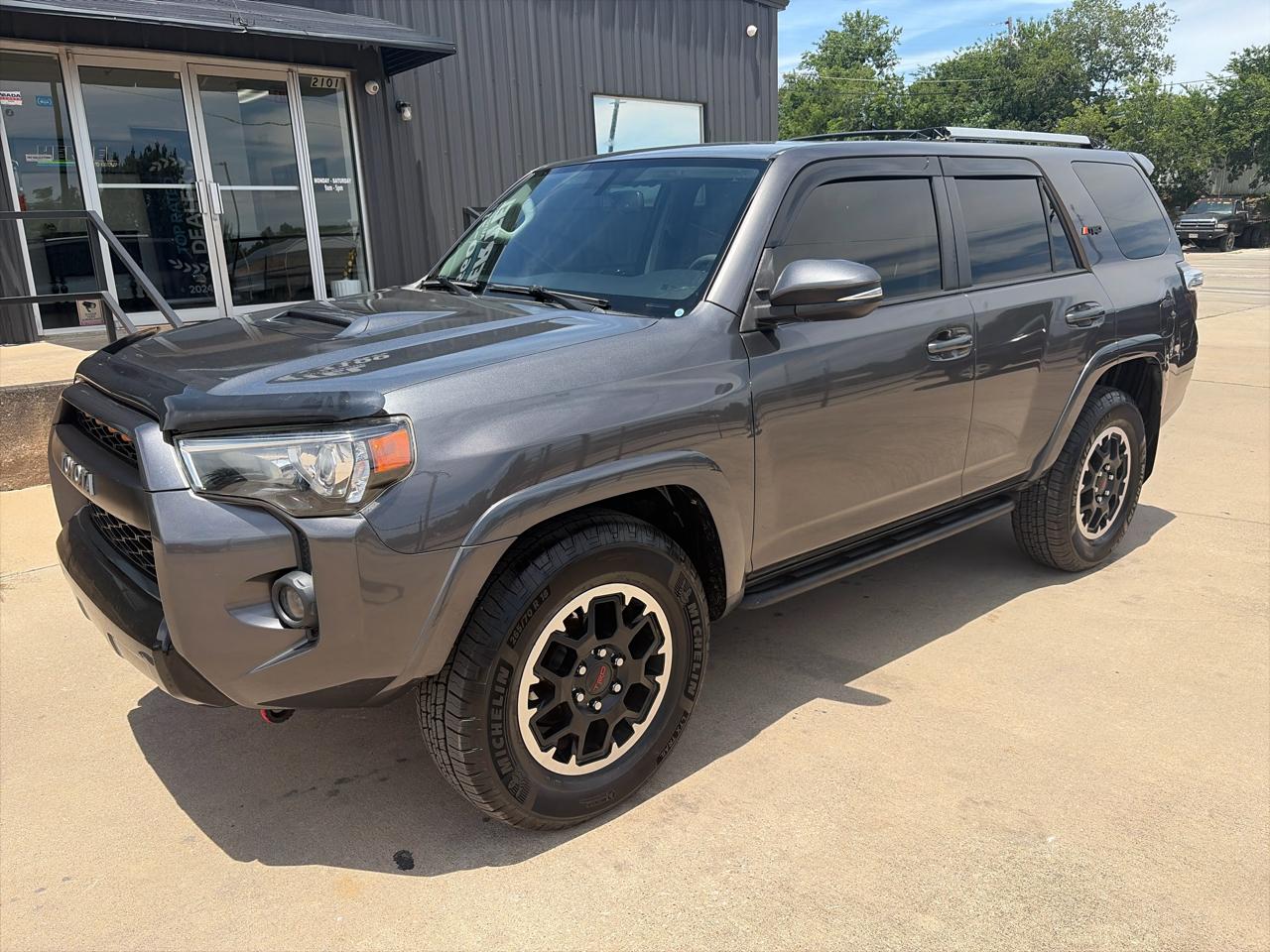 Toyota 4Runner TRD Off-road Premium 4WD 2017