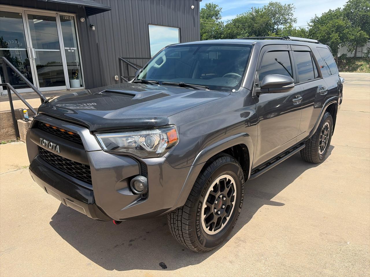 Toyota 4Runner TRD Off-road Premium 4WD 2017