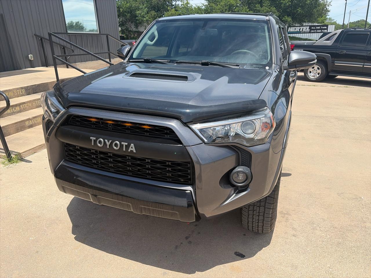 Toyota 4Runner TRD Off-road Premium 4WD 2017