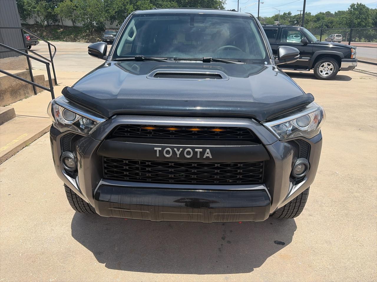 Toyota 4Runner TRD Off-road Premium 4WD 2017