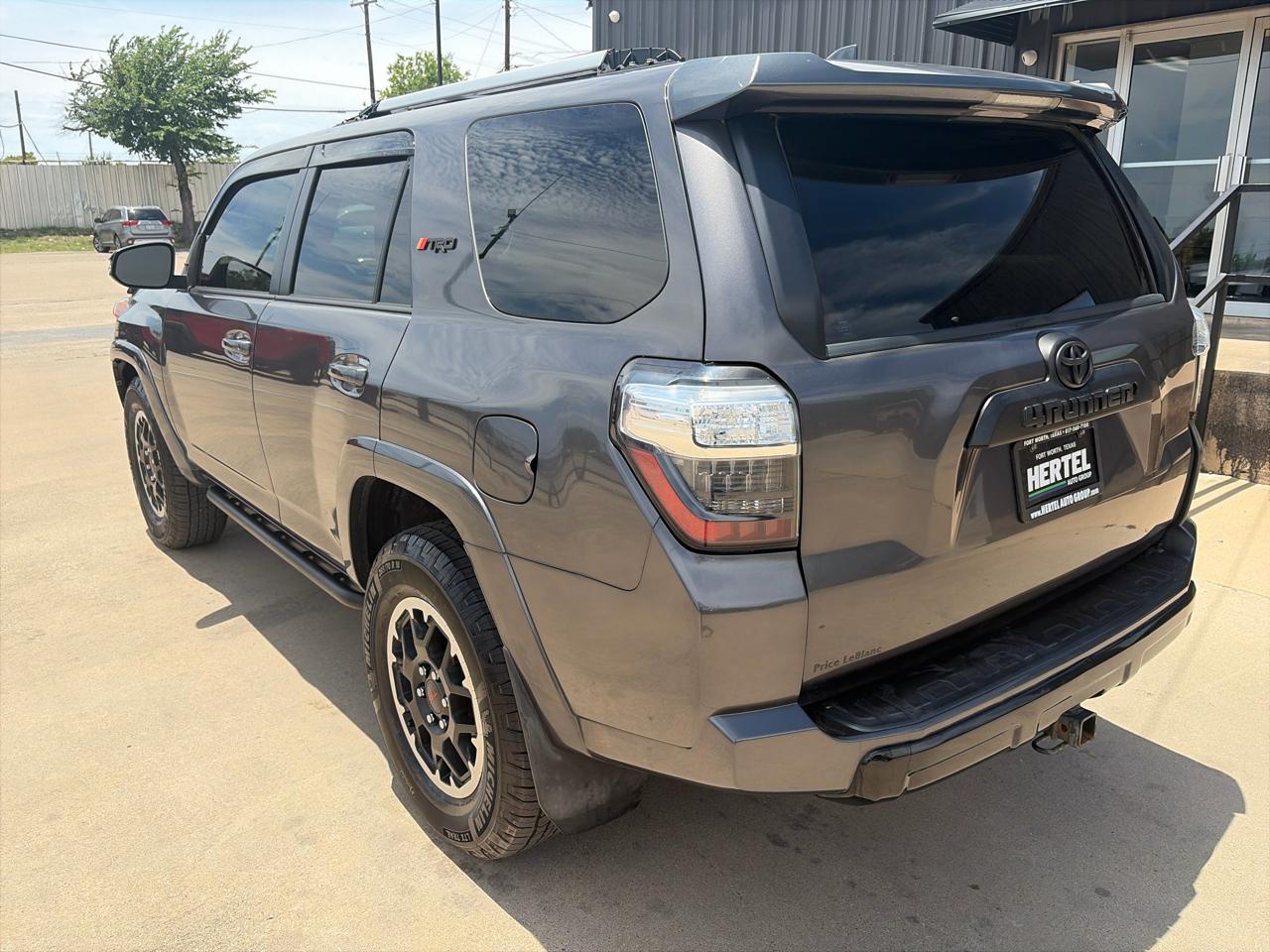 Toyota 4Runner TRD Off-road Premium 4WD 2017