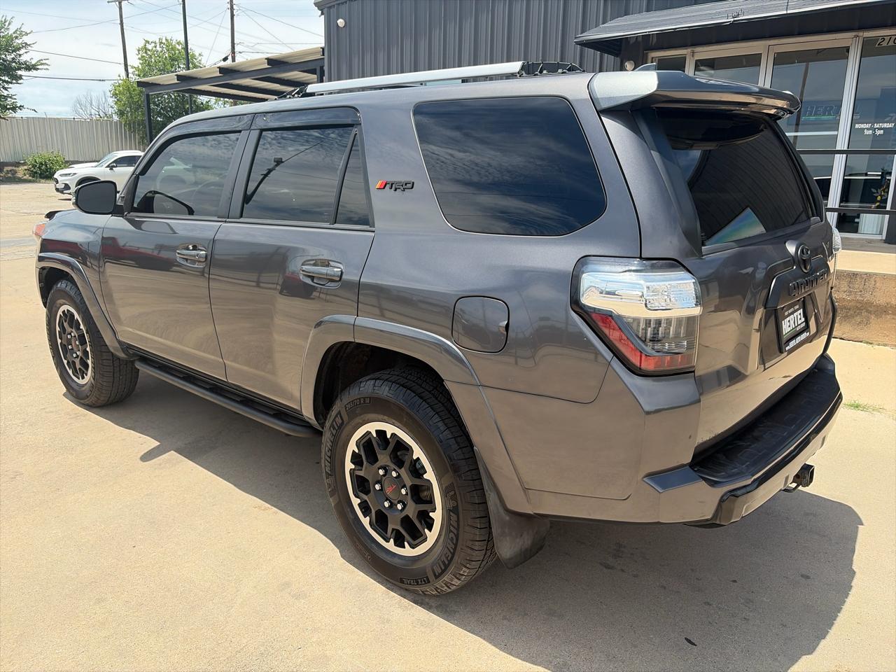 Toyota 4Runner TRD Off-road Premium 4WD 2017
