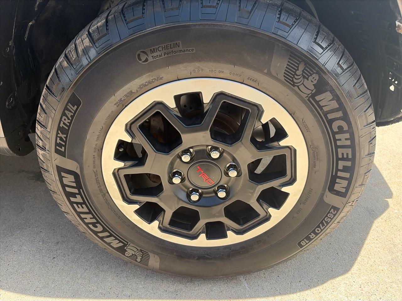 Toyota 4Runner TRD Off-road Premium 4WD 2017