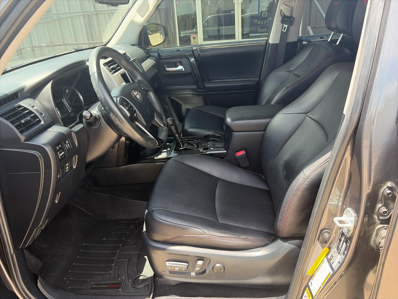 Toyota 4Runner TRD Off-road Premium 4WD 2017