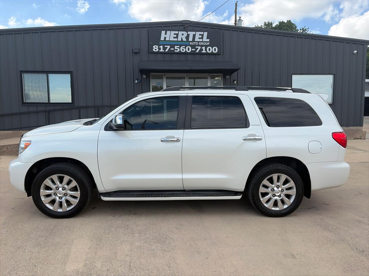Toyota Sequoia Plantium 2WD 2014