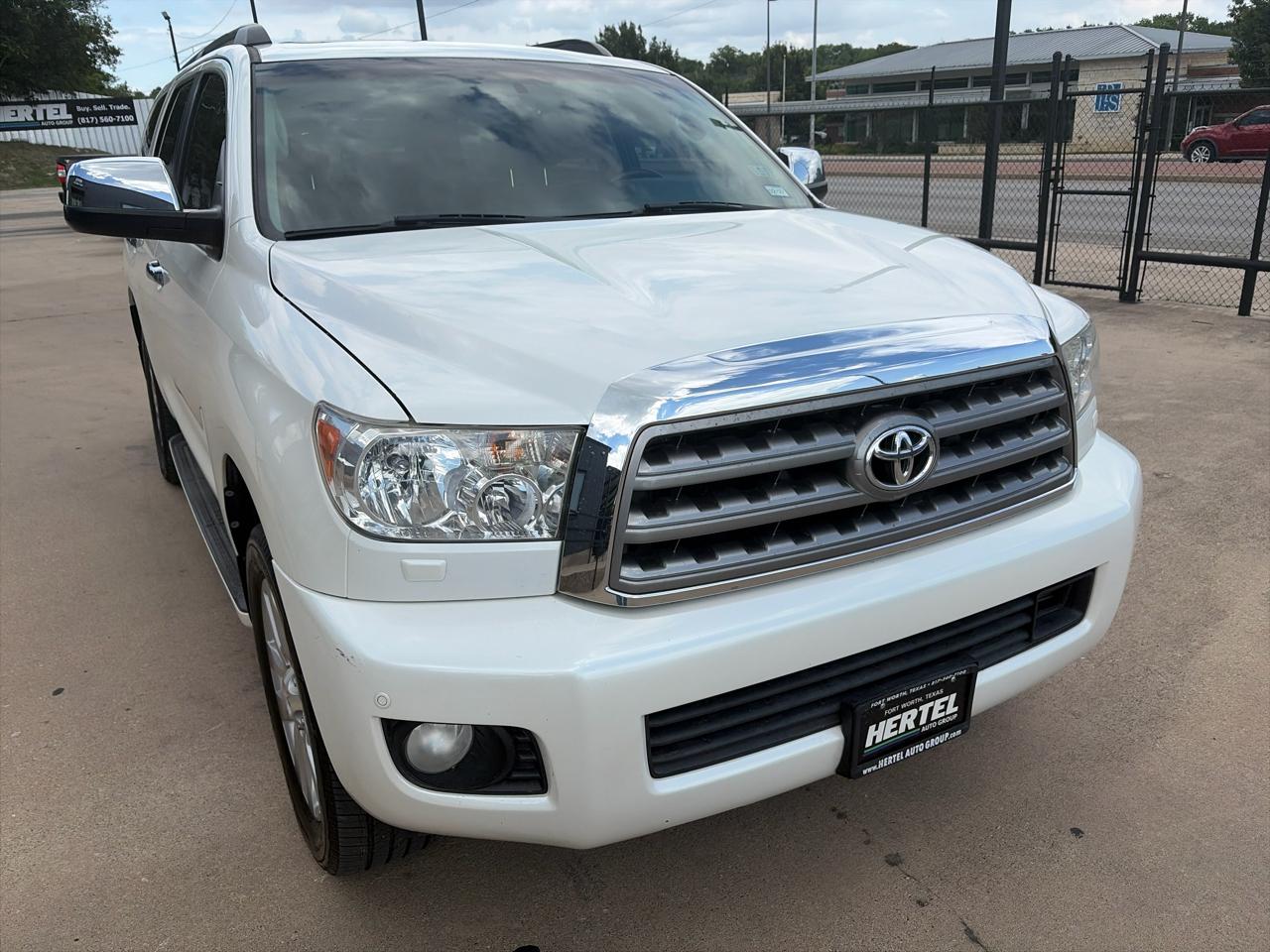 Toyota Sequoia Plantium 2WD 2014