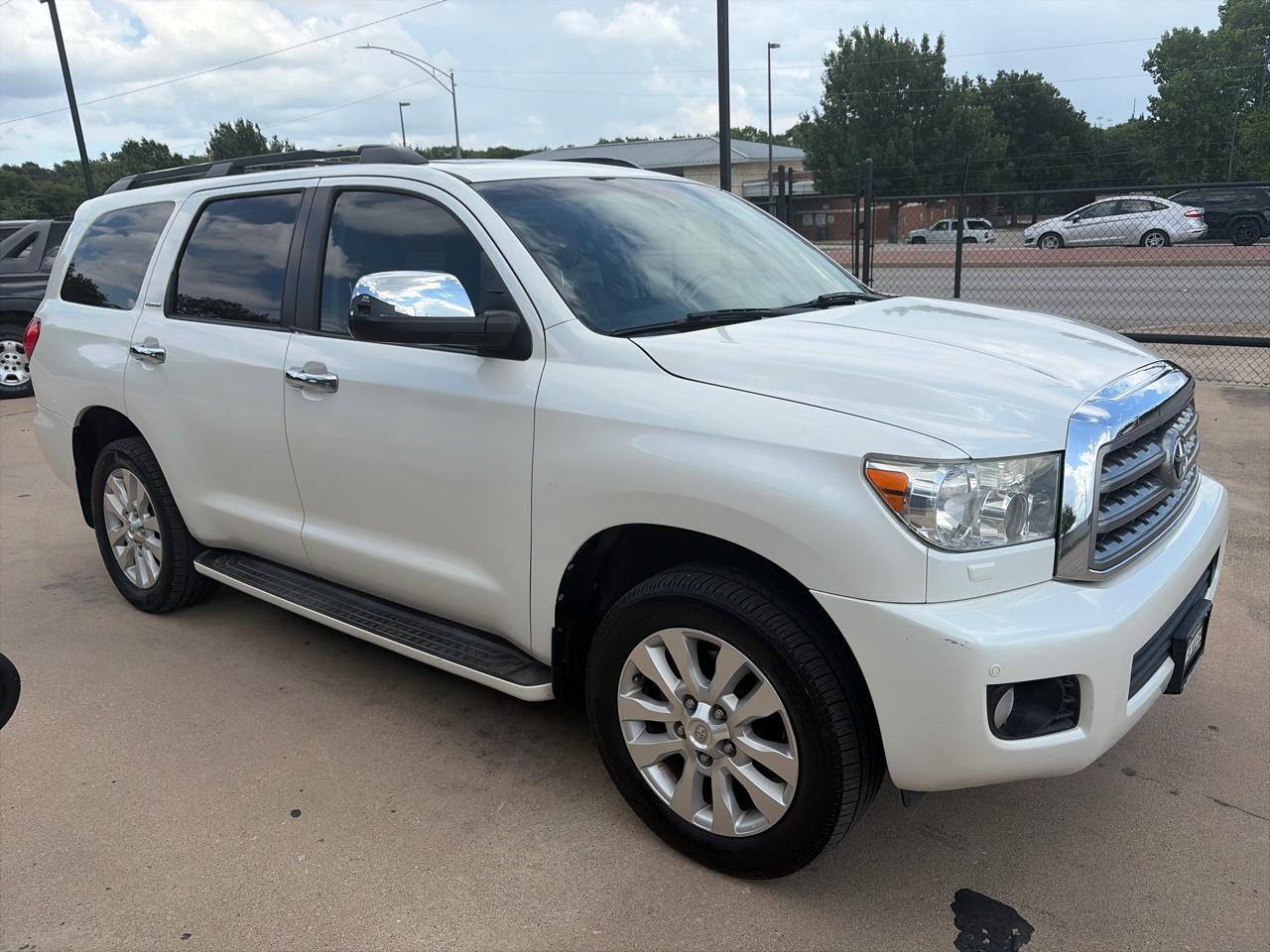 Toyota Sequoia Plantium 2WD 2014