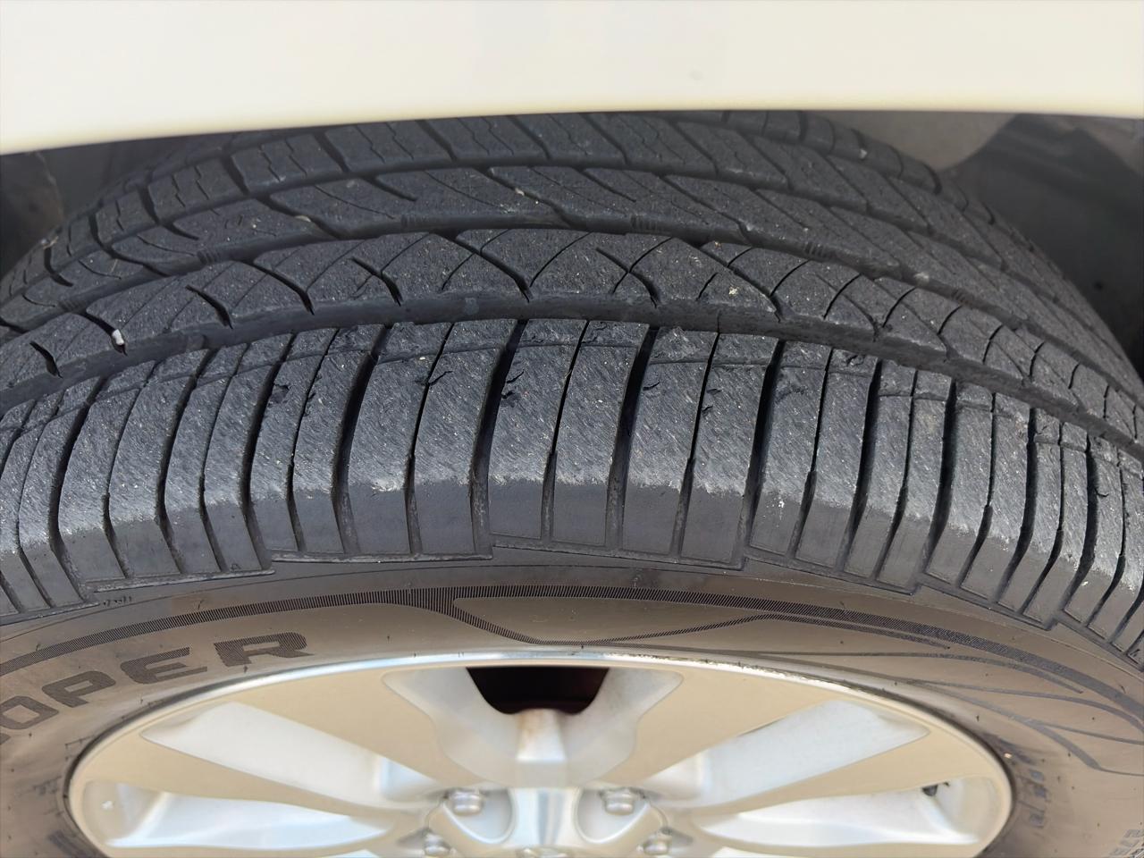 Toyota Sequoia Plantium 2WD 2014
