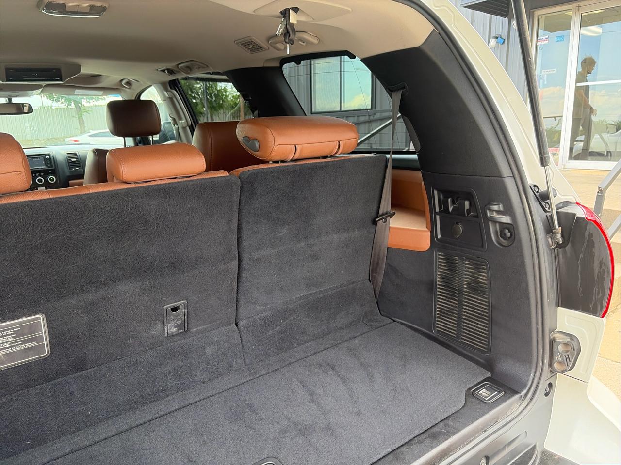 Toyota Sequoia Plantium 2WD 2014