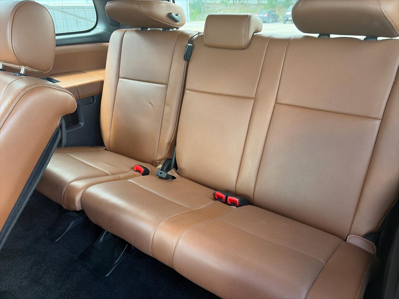 Toyota Sequoia Plantium 2WD 2014