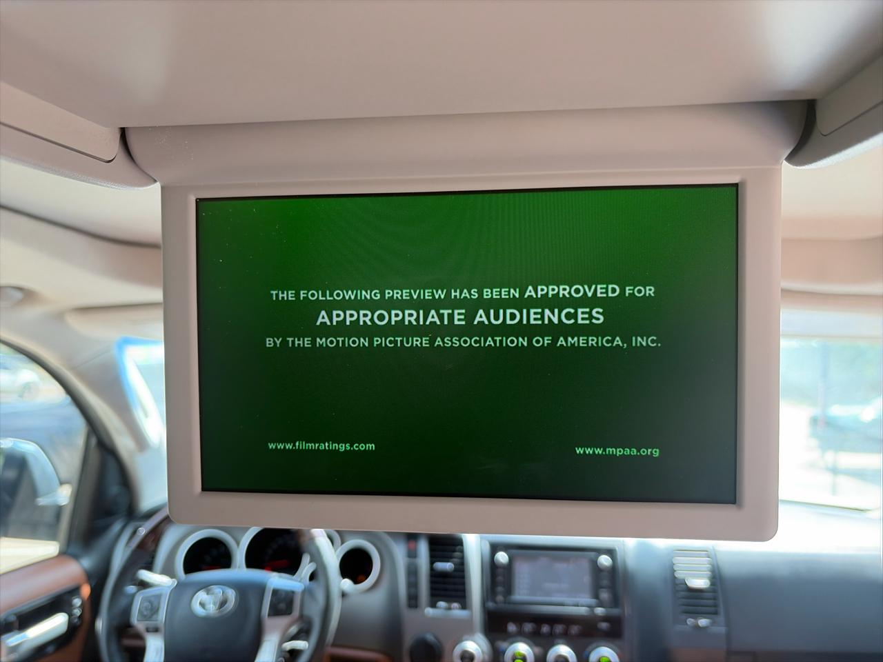 Toyota Sequoia Plantium 2WD 2014