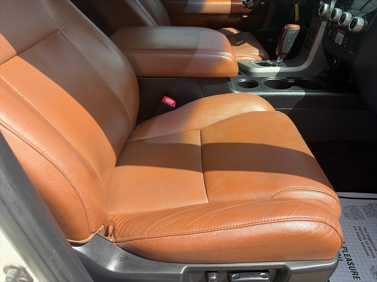 Toyota Sequoia Plantium 2WD 2014