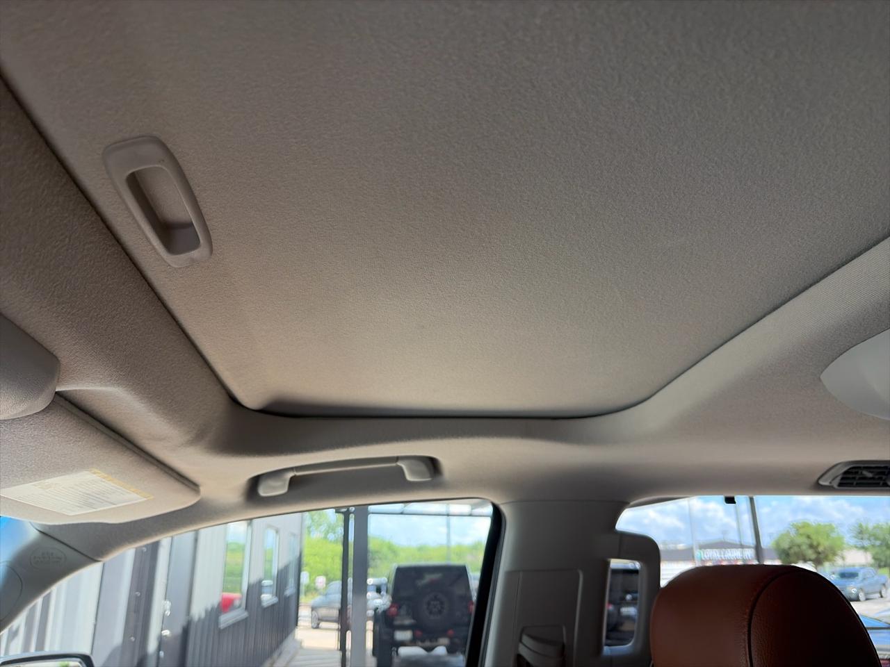 Toyota Sequoia Plantium 2WD 2014