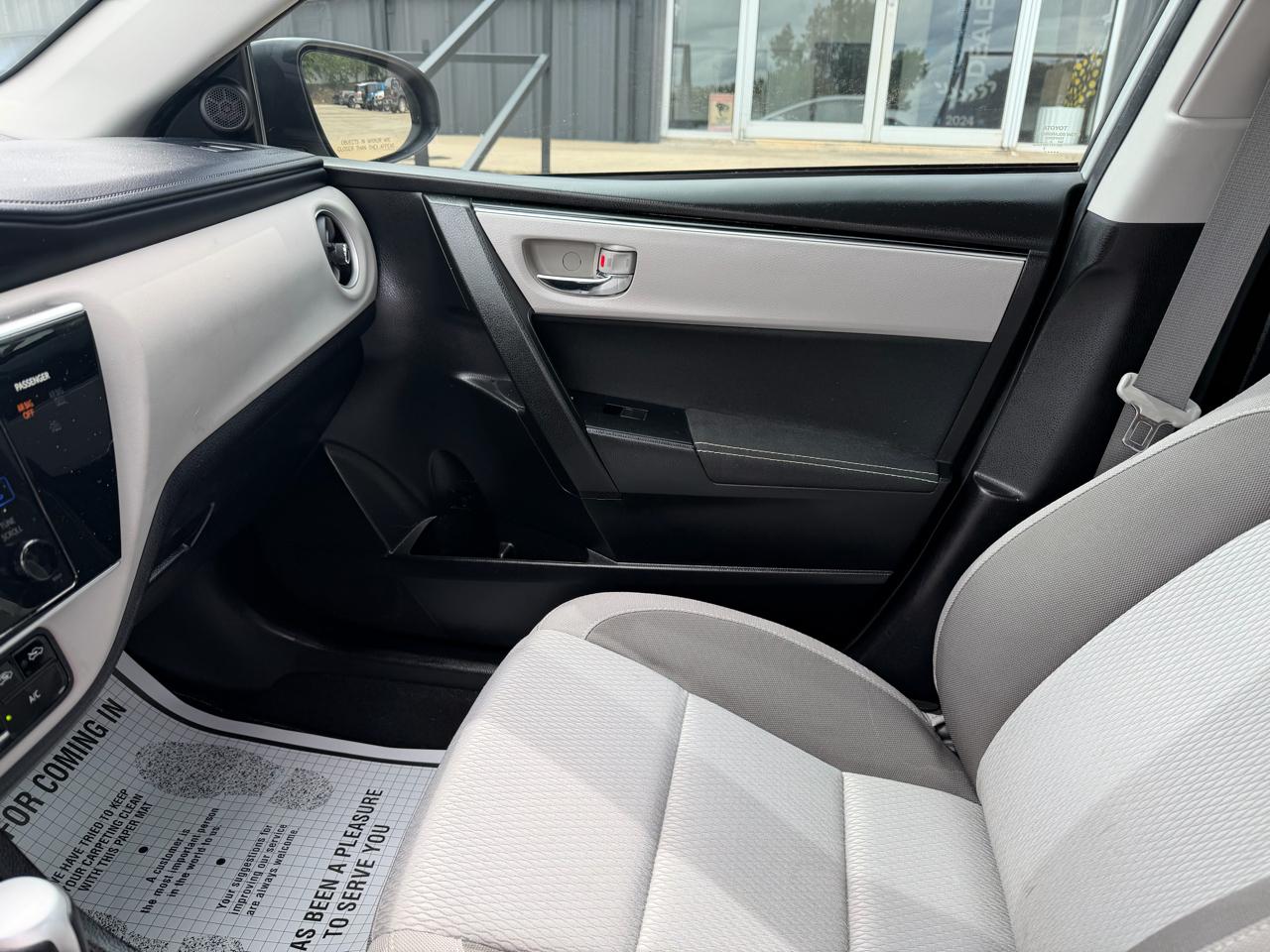 Toyota Corolla LE CVT 2017