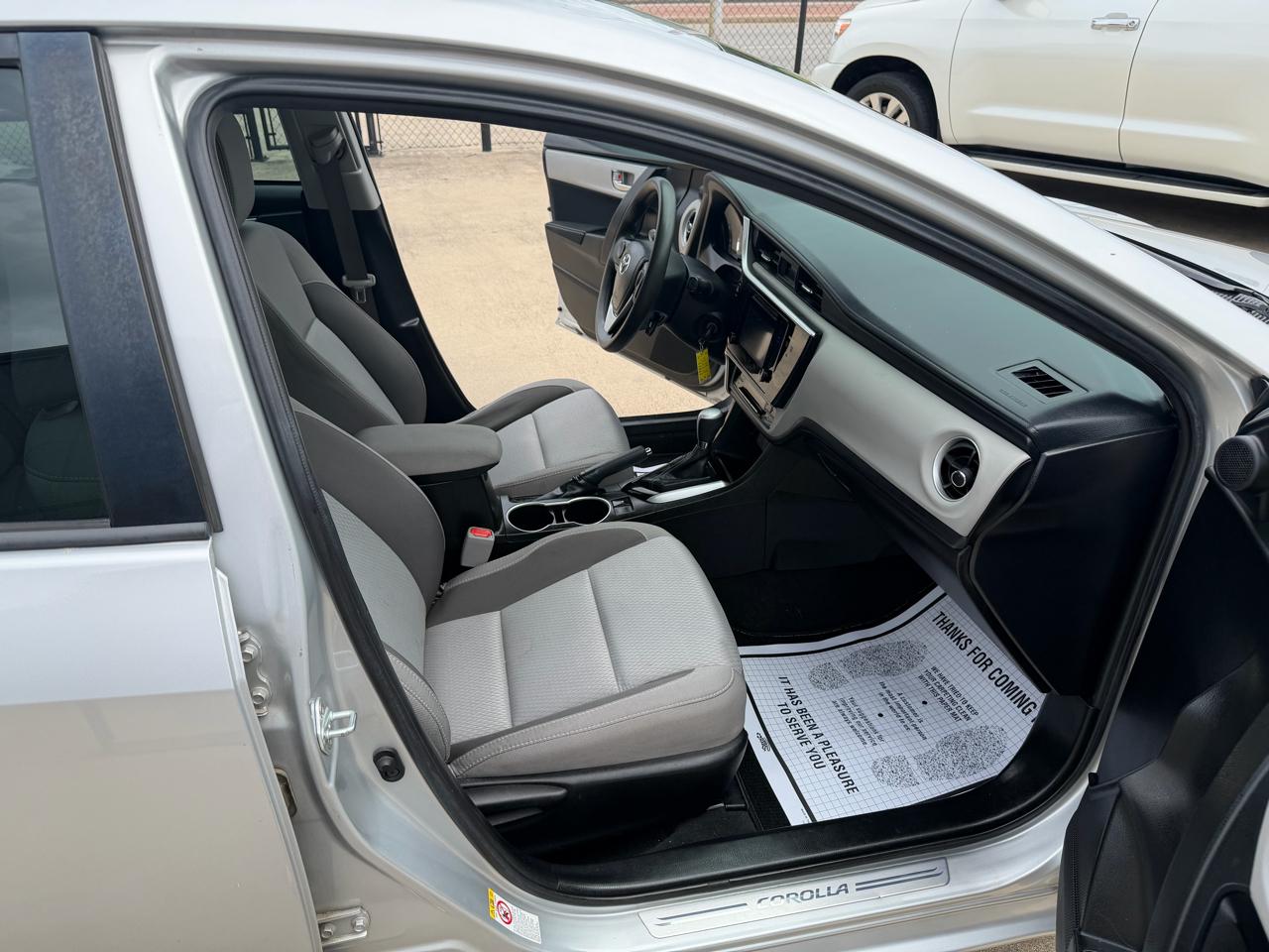 Toyota Corolla LE CVT 2017