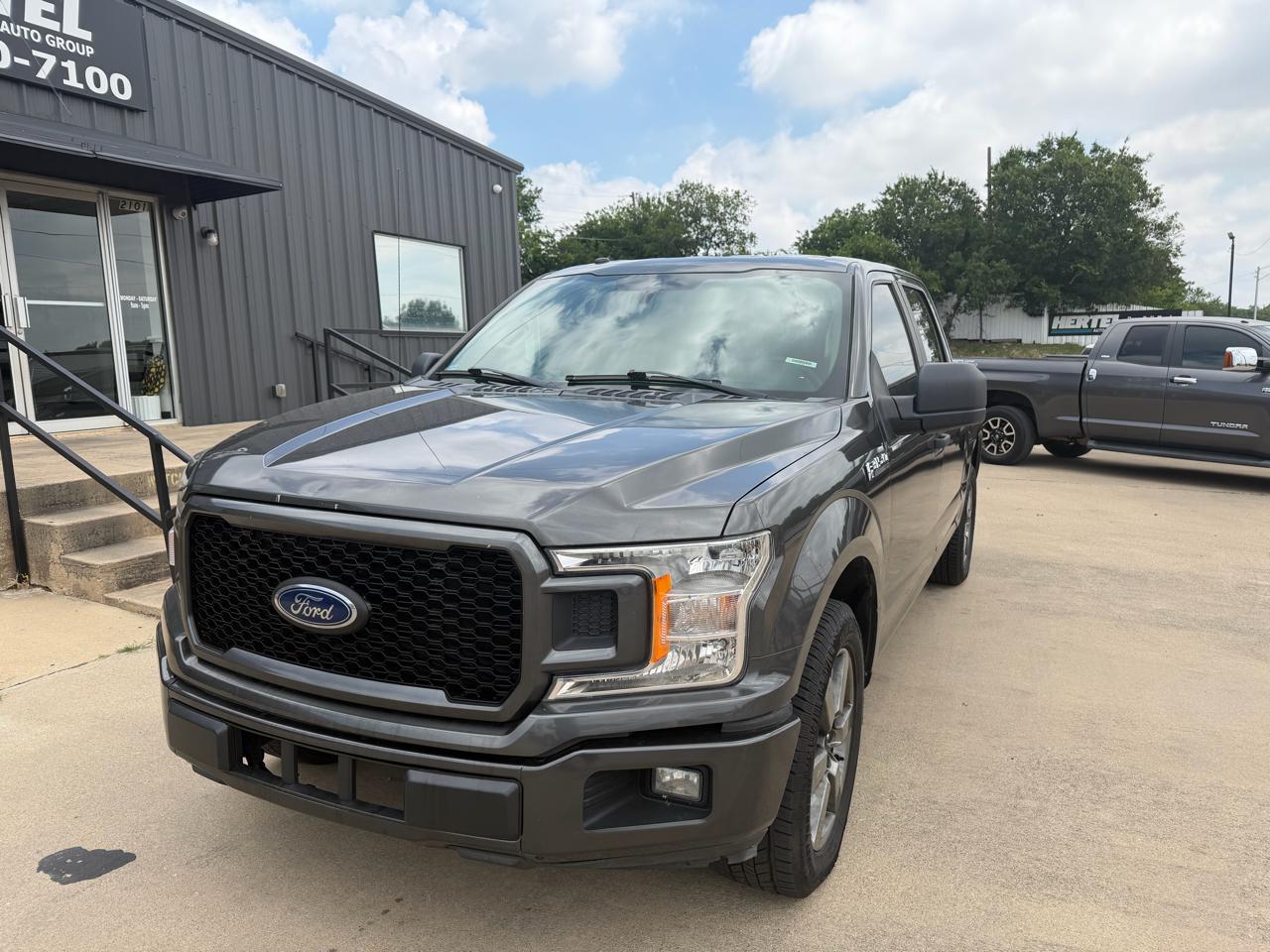Ford F-150 2WD SuperCrew 139" XL 2019