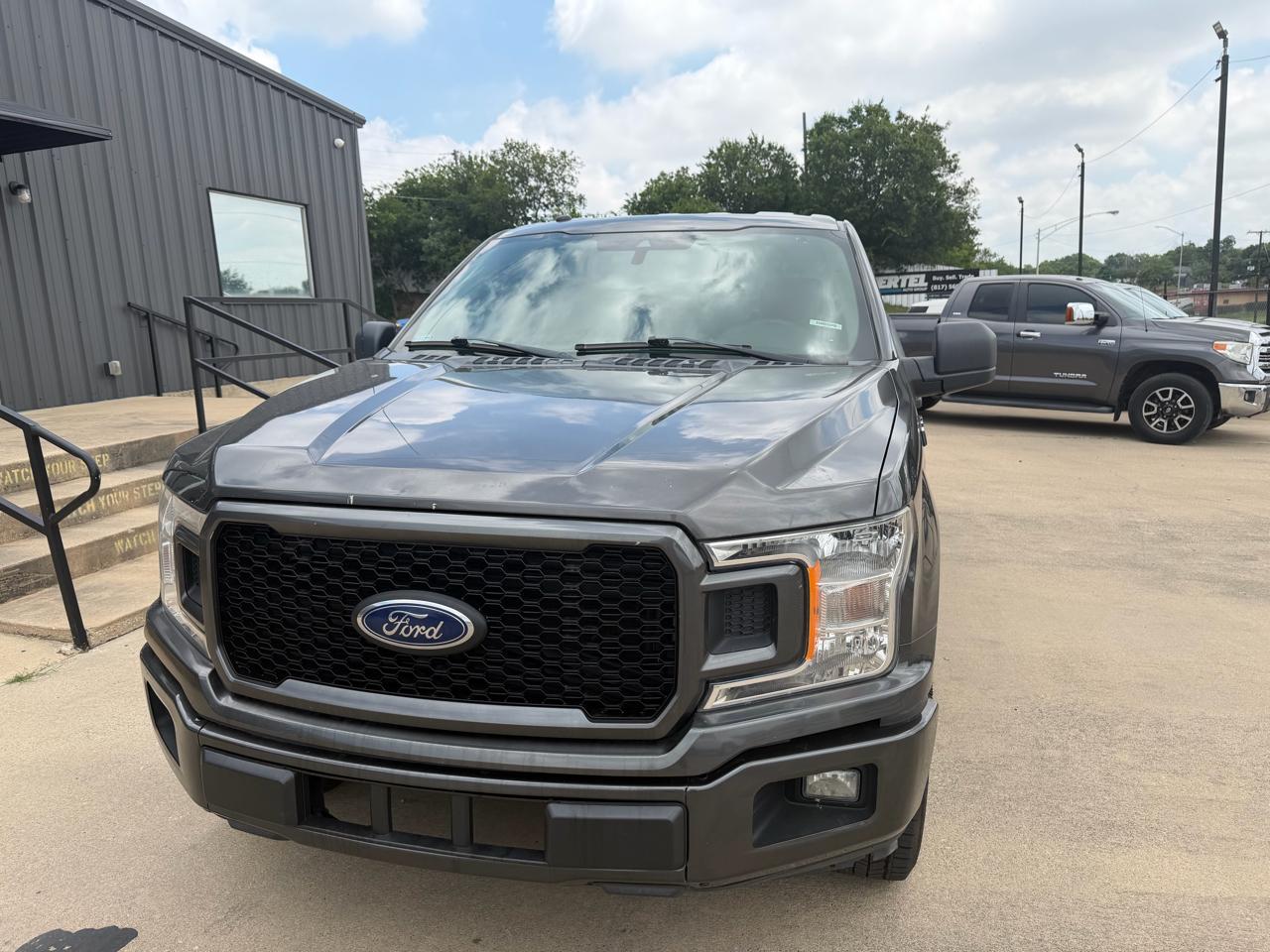 Ford F-150 2WD SuperCrew 139" XL 2019