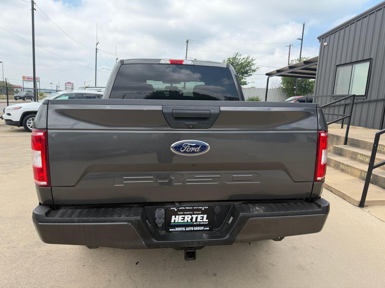 Ford F-150 2WD SuperCrew 139" XL 2019
